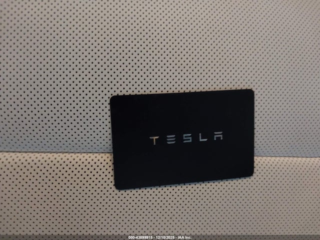 2025 TESLA MODEL 3 5YJ3E1EB0SF874805 Photo 10