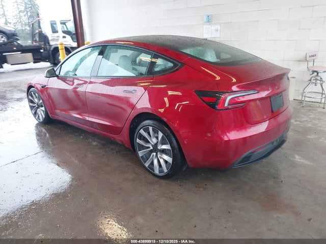 2025 TESLA MODEL 3 5YJ3E1EB0SF874805 Photo 2