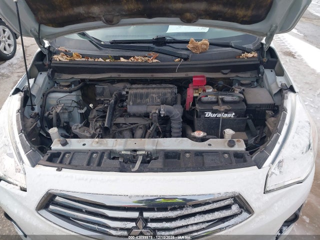 2018 MITSUBISHI MIRAGE G4 ML32F4FJ1JHF06685 Photo 9