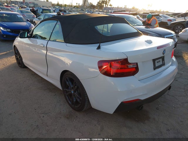 2016 BMW M235I WBA1M1C59GV393884 Photo 2