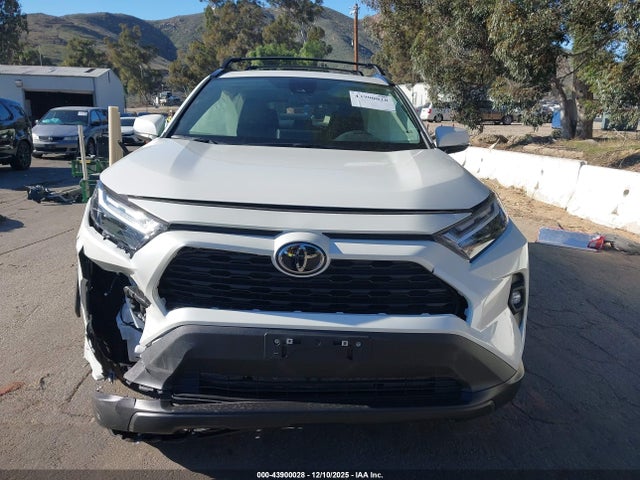 Toyota Rav4 Xle Premium 2022 2T3C1RFV7NW231028 Image 12