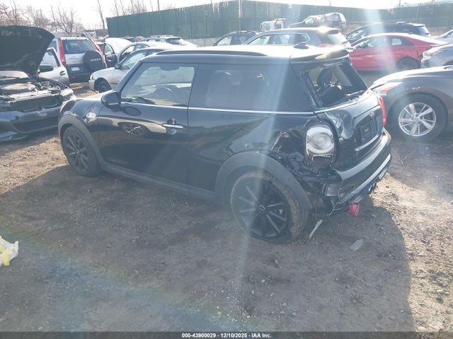 2016 MINI HARDTOP WMWXP7C55G2A44150 Photo 2