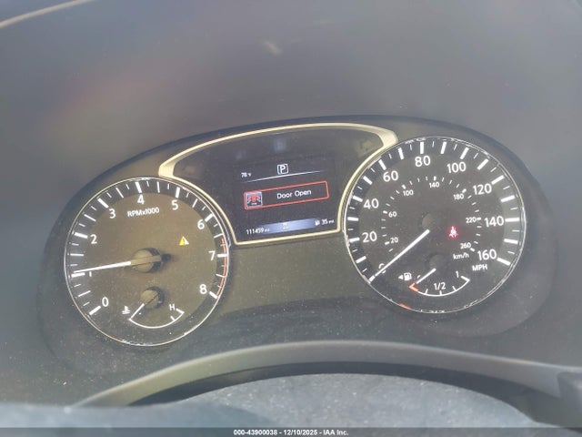 5N1DR2MN1JC653666 Nissan Pathfinder S