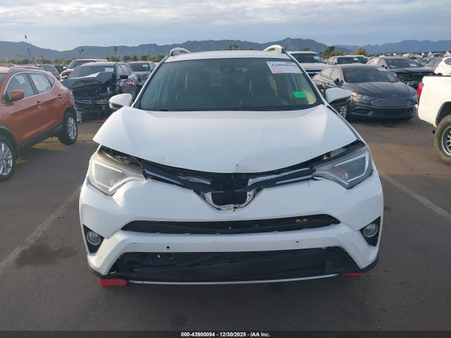 2T3WFREV6JW510920 Toyota Rav4 Xle