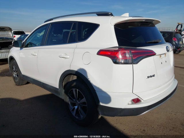 2T3WFREV6JW510920 Toyota Rav4 Xle