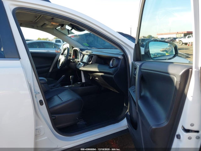 2T3WFREV6JW510920 Toyota Rav4 Xle