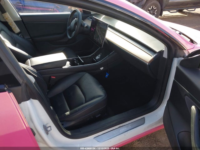 2020 TESLA MODEL 3 5YJ3E1EB5LF650723 Photo 4