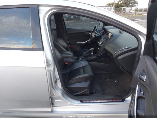 1FADP3L9XEL441378 Ford FOCUS ST