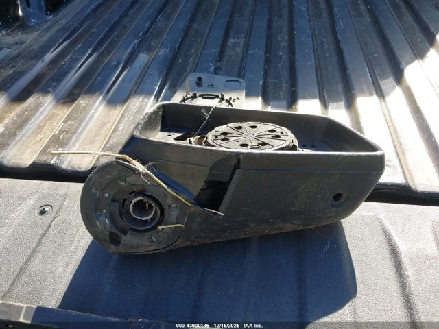 3GCPYFEL3LG354057 Chevrolet Silverado 1500 4wd Short Bed Lt Trail Boss