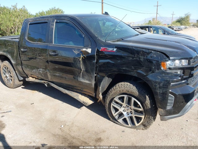 3GCPYFEL3LG354057 Chevrolet Silverado 1500 4wd Short Bed Lt Trail Boss