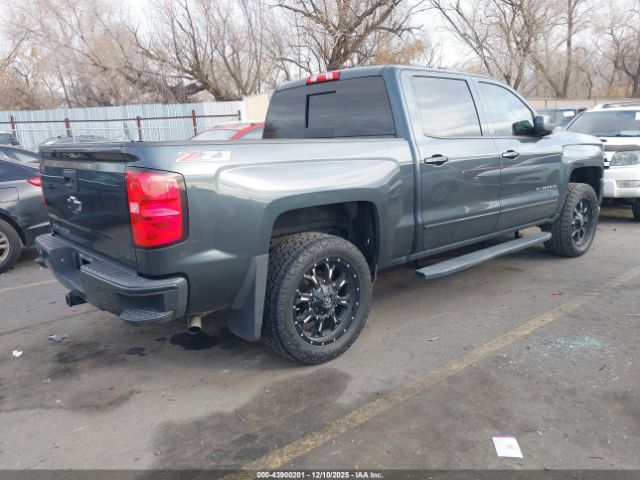 2017 CHEVROLET SILVERADO 1500 3GCUKREC1HG260188 Photo 3