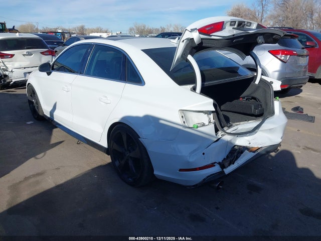 2016 AUDI A3 WAUE8GFF2G1118040 Photo 2