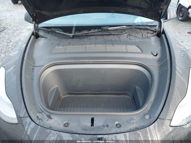 2021 TESLA MODEL Y 5YJYGDEF3MF269281 Photo 9