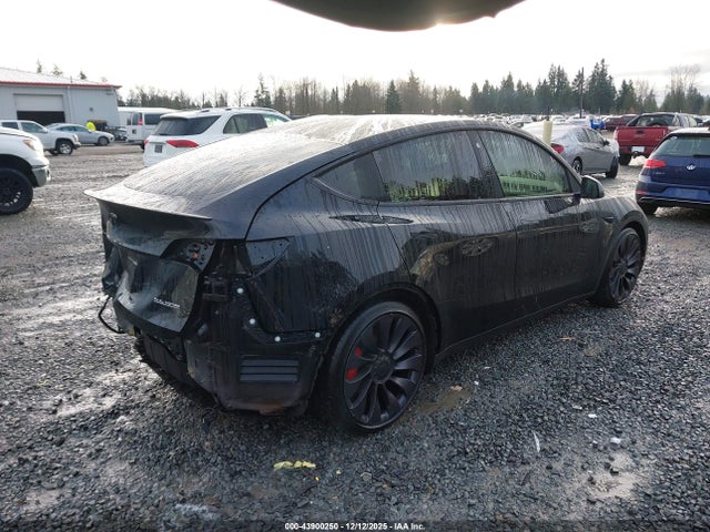2021 TESLA MODEL Y 5YJYGDEF3MF269281 Photo 3