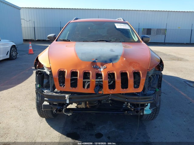 Jeep Cherokee Trailhawk 2015 1C4PJMBSXFW778247 Image 13