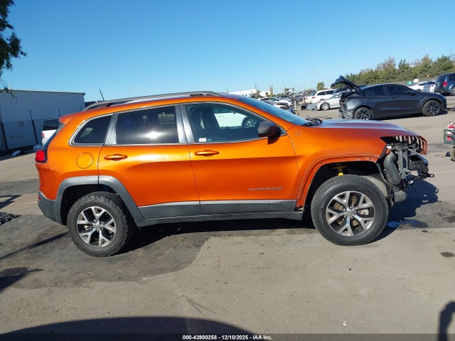 Jeep Cherokee Trailhawk 2015 1C4PJMBSXFW778247 Image 14