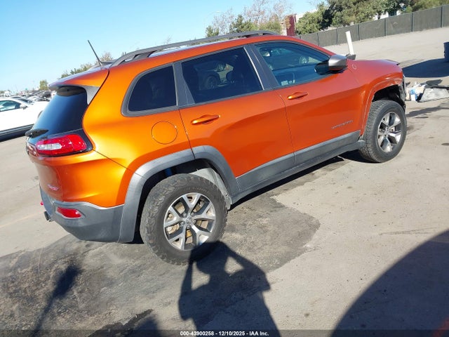 Jeep Cherokee Trailhawk 2015 1C4PJMBSXFW778247 Image 4