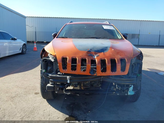 Jeep Cherokee Trailhawk 2015 1C4PJMBSXFW778247 Image 6
