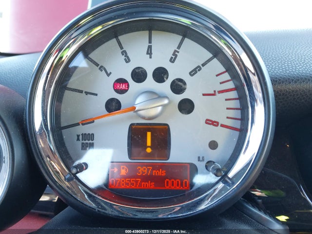 2010 MINI COOPER S WMWMS3C53ATY51209 Photo 6