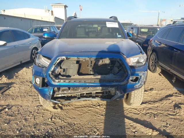 5TFCZ5AN0HX102895 Toyota Tacoma Trd Off Road