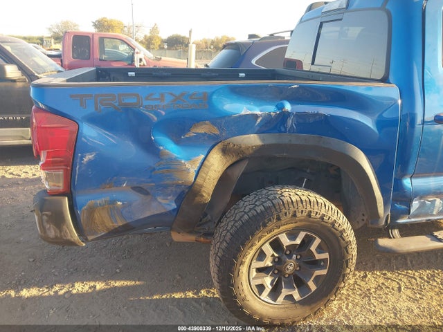 5TFCZ5AN0HX102895 Toyota Tacoma Trd Off Road