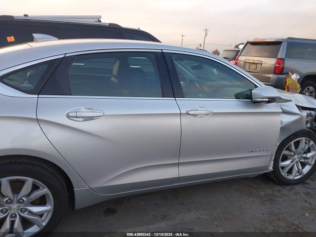 Chevrolet IMPALA 1LT 2017 2G1105SA2H9175237 Image 13