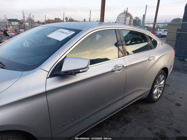 Chevrolet IMPALA 1LT 2017 2G1105SA2H9175237 Image 14