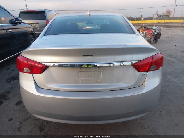 Chevrolet IMPALA 1LT 2017 2G1105SA2H9175237 Image 16
