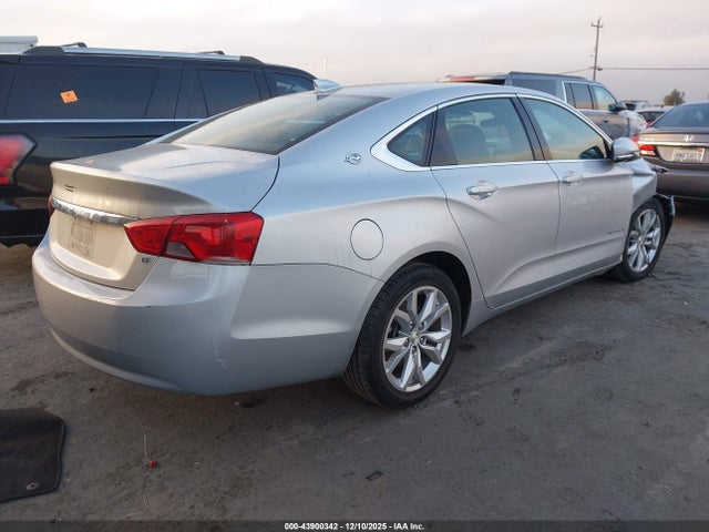 Chevrolet IMPALA 1LT 2017 2G1105SA2H9175237 Image 4