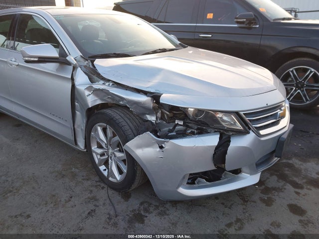 Chevrolet IMPALA 1LT 2017 2G1105SA2H9175237 Image 6