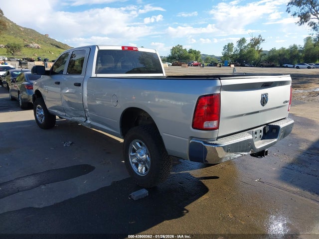 3C6UR5HJ8HG670735 RAM 2500 Tradesman 4x4 8&#039; Box