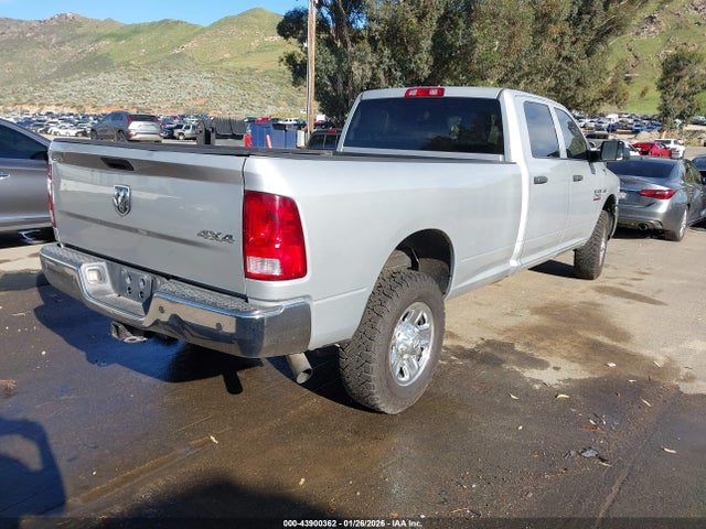 3C6UR5HJ8HG670735 RAM 2500 Tradesman 4x4 8&#039; Box