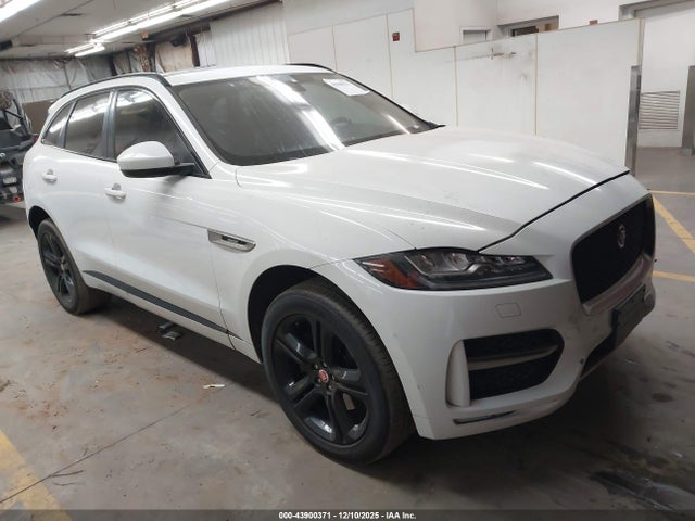 2017 JAGUAR F-PACE SADCL2BV9HA099291 Photo 0
