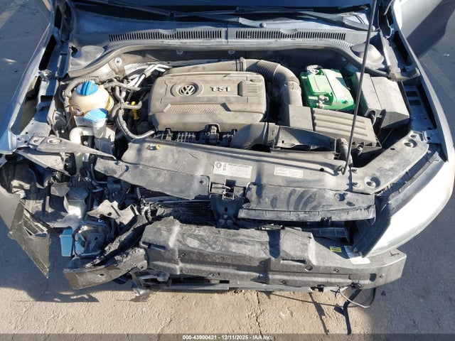 3VWD17AJ0EM421300 Volkswagen Jetta 1.8t Se