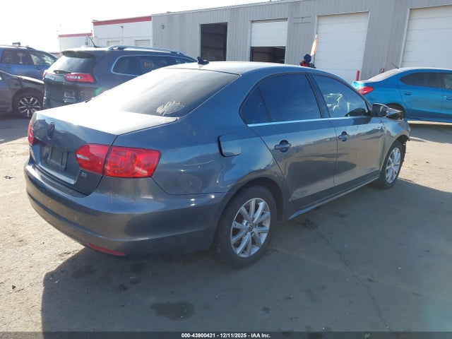 3VWD17AJ0EM421300 Volkswagen Jetta 1.8t Se