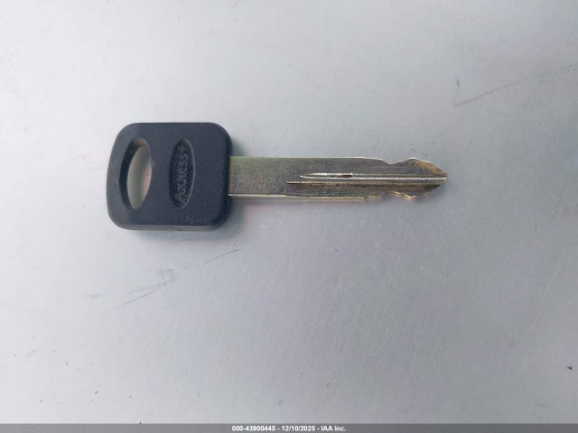 43900445 :رقم المزاد ، 4F4CR12A7VTM24030 vin ، 1997 Mazda B2300 Se مزاد بيع