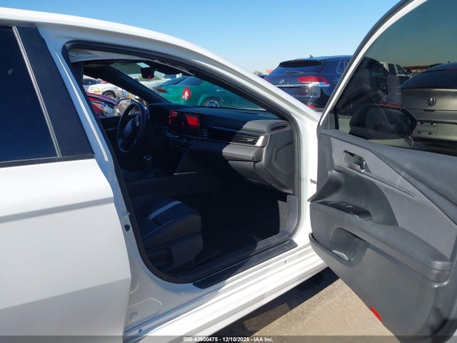 Toyota CAMRY SE 2025 4T1DAACK0SU020614 Image 5