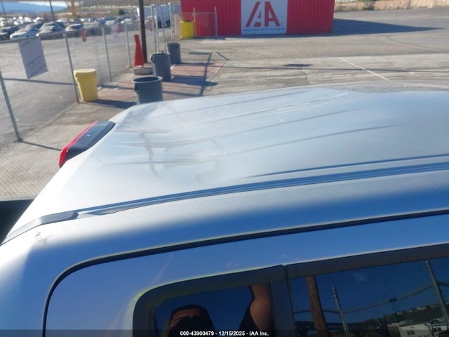 43900479 :رقم المزاد ، 1N6AD0EV0FN739889 vin ، 2015 Nissan Frontier مزاد بيع