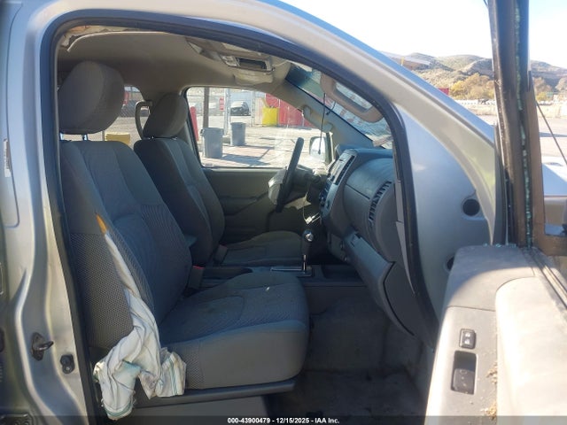43900479 :رقم المزاد ، 1N6AD0EV0FN739889 vin ، 2015 Nissan Frontier مزاد بيع