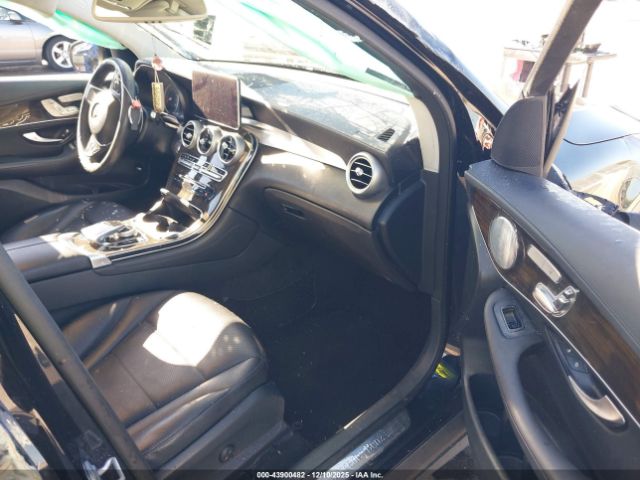 2016 MERCEDES-BENZ GLC 300 WDC0G4JB3GF006847 Photo 4