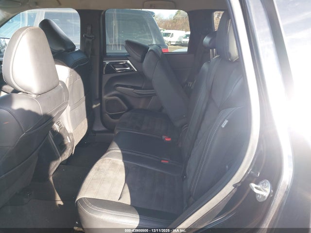 2022 MITSUBISHI OUTLANDER JA4J4UA81NZ044445 Photo 7