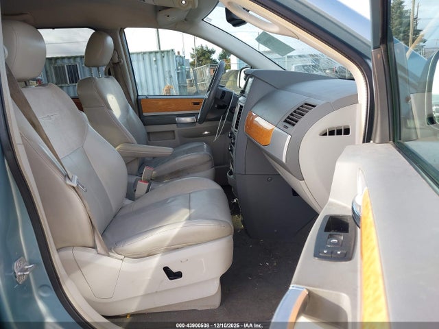 2008 CHRYSLER TOWN & COUNTRY 2A8HR64X88R703746 Photo 4