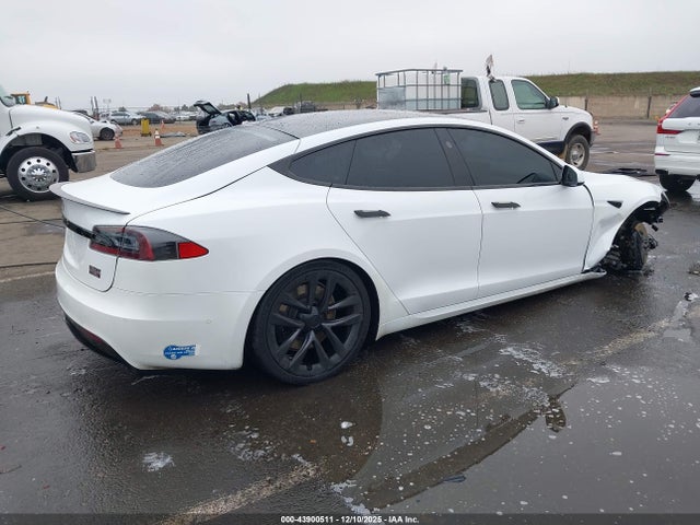 5YJSA1E63MF431884 Tesla Model S Plaid Tri Motor All-wheel Drive