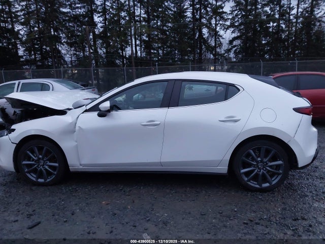 Mazda Mazda3 Preferred 2021 JM1BPBLL2M1335430 Image 14