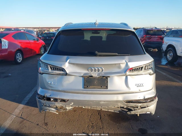 WA1ANAFY0J2041687 Audi Q5 2.0t Premium/2.0t Tech Premium