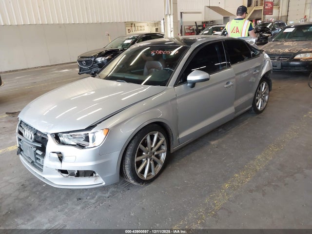 2015 AUDI A3 WAUAJGFF9F1096653 Photo 1