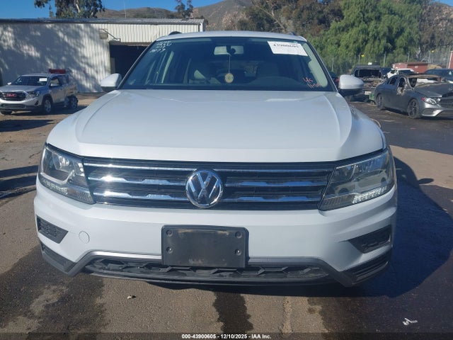 3VV1B7AX5KM039879 Volkswagen Tiguan 2.0t S