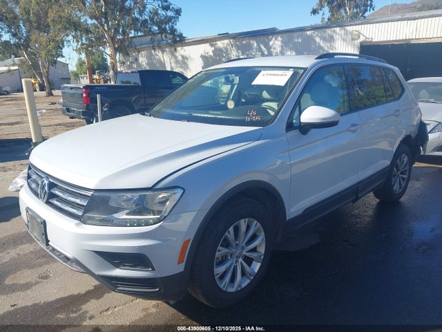 3VV1B7AX5KM039879 Volkswagen Tiguan 2.0t S