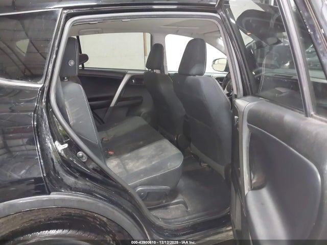 Toyota Rav4 Xle 2018 2T3RFREV0JW792923 Image 8