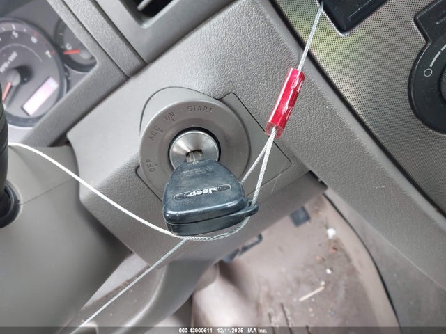 2005 JEEP GRAND CHEROKEE 1J4HR48N35C608241 Photo 10